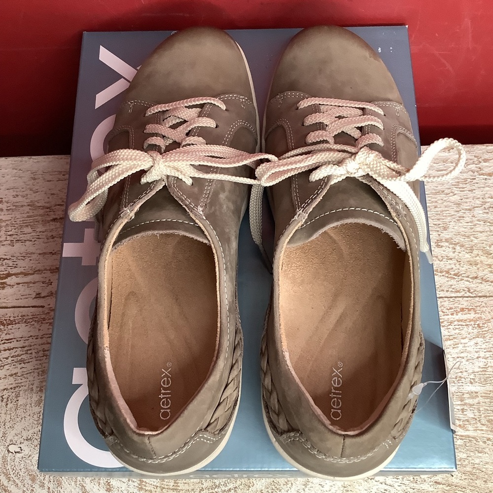 Aetrex Dana Lace-Up 9-9.5 Taupe Comfort Support Casual Sneakers Antimicrobial - Picture 9 of 14